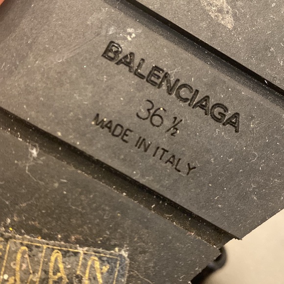 BALENCIAGA black wedge studded sandal. Size 36.5 - Picture 12 of 13